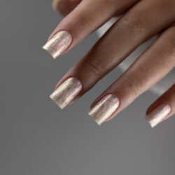 Anole Iron Buildergel met wit roze mermaid glitter